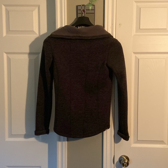 Bench Zip Up Sweater - Picture 2 of 4